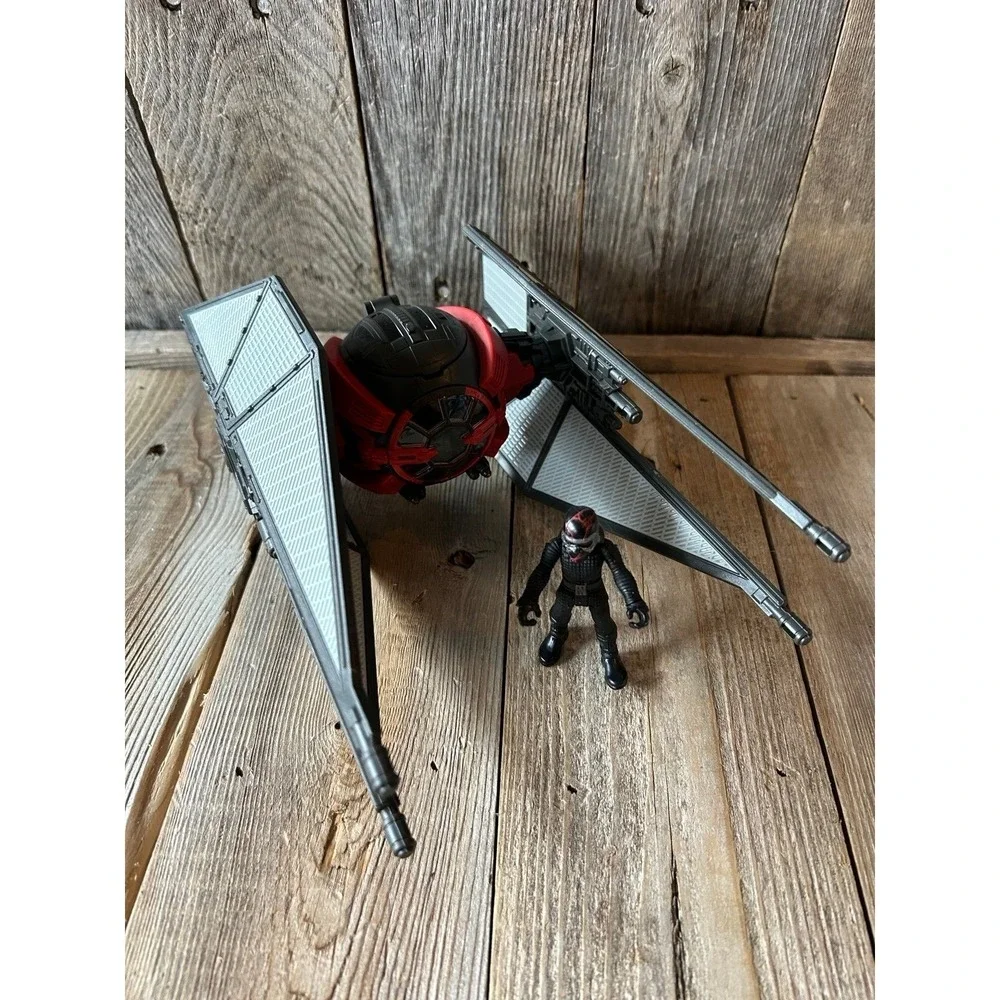 2020 Star Wars Mission Fleet Stellar Class‎ Kylo Ren TIE Whisper. Missing canons